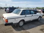 VOLVO 240 photo