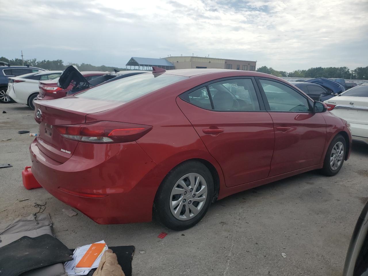 Lot #2905346122 2017 HYUNDAI ELANTRA SE