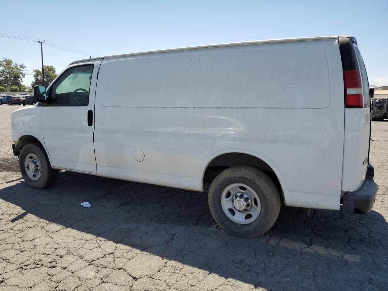 Lot #3006596469 2015 CHEVROLET EXPRESS G2