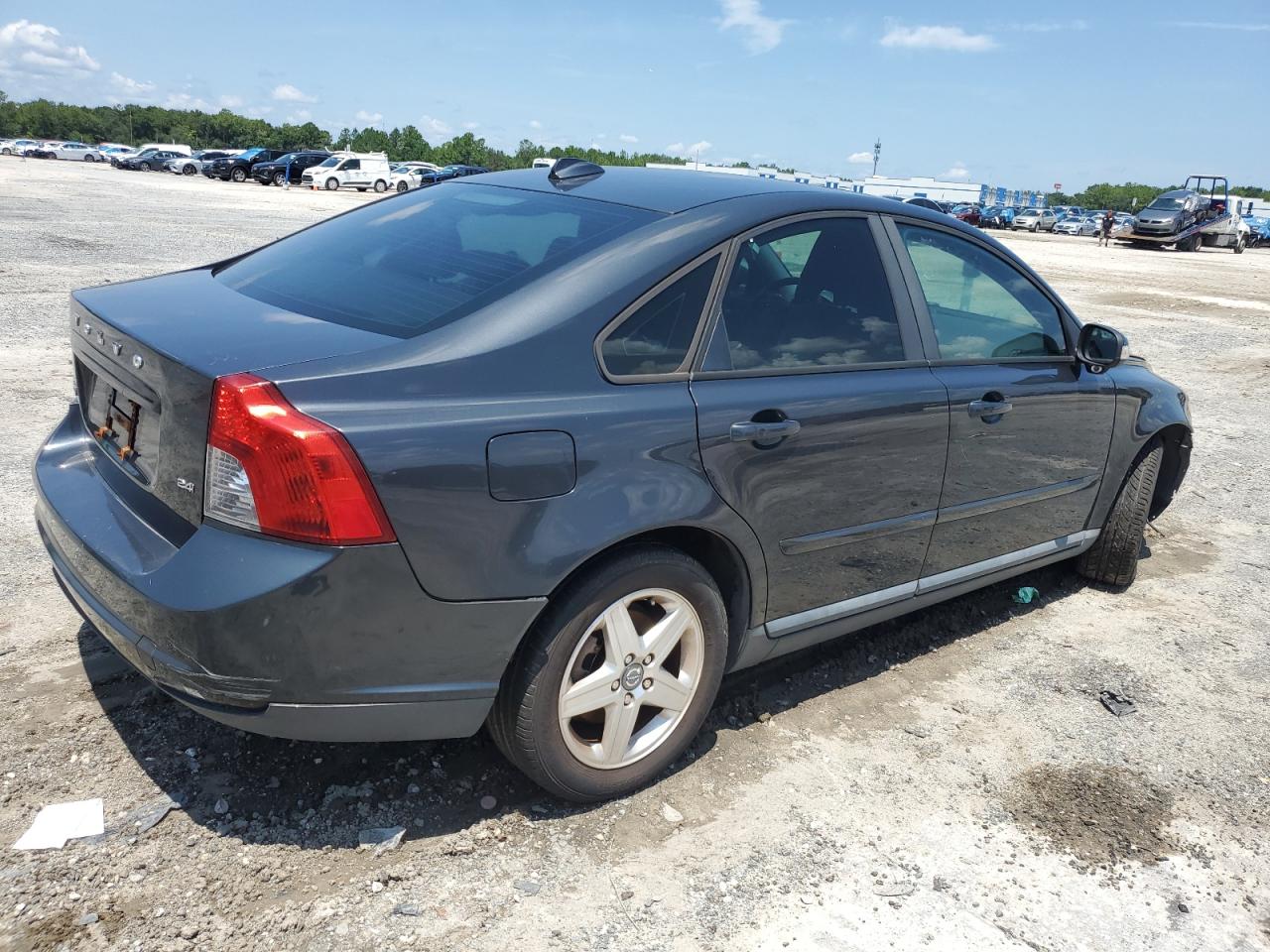 Lot #2925762438 2009 VOLVO S40 2.4I