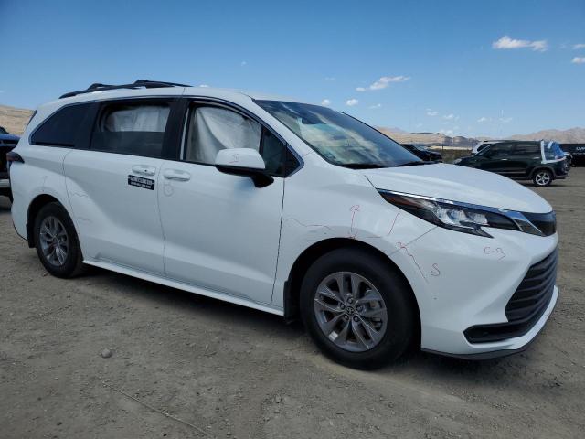 2022 TOYOTA SIENNA LE - 5TDKRKEC2NS118617