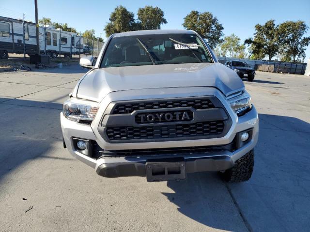 VIN 3TMCZ5AN7JM123786 2018 Toyota Tacoma, Double Cab no.5