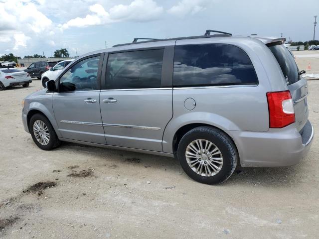 VIN 2C4RC1CG6FR532106 2015 Chrysler Town and Countr... no.2