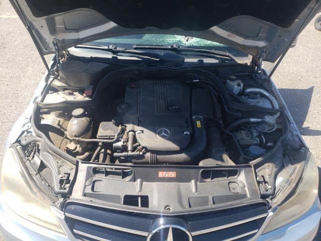 VIN WDDGJ4HB0DF953423 2013 Mercedes-Benz C-Class, 250 no.11