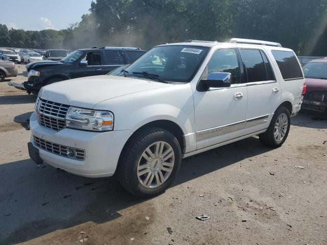 VIN 5LMJJ2J57EEL02279 2014 Lincoln Navigator no.1