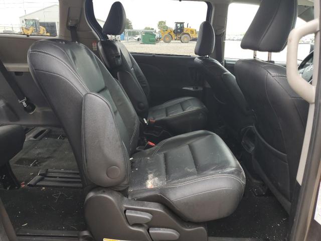2017 TOYOTA SIENNA SE - 5TDXZ3DC4HS799882