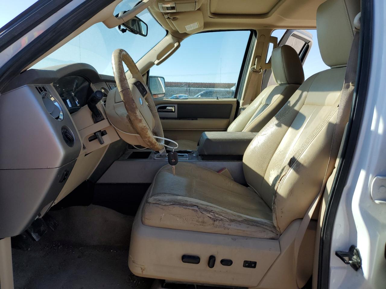 FORD EXPEDITION EL XLT