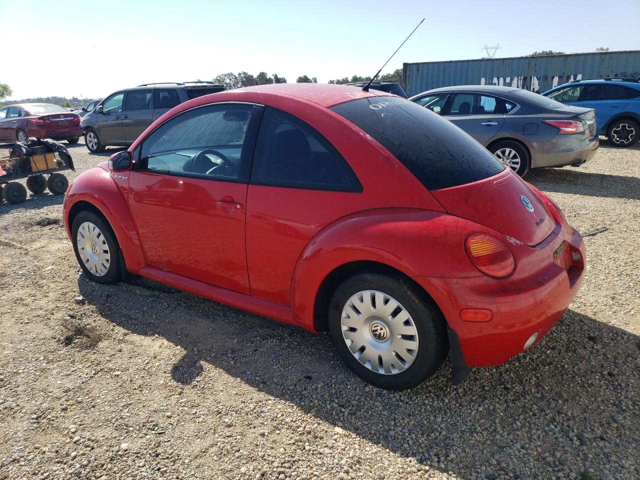 Lot #2952746900 2005 VOLKSWAGEN NEW BEETLE