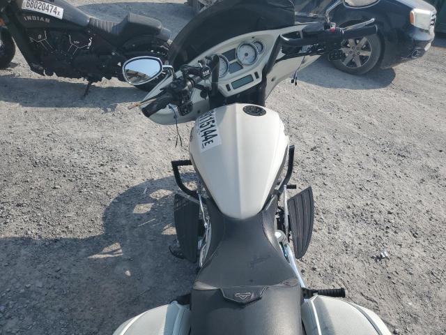 2016 VICTORY MOTORCYCLES MAGNUM 5VPYW36N7G3054900