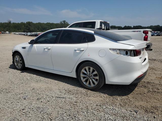 VIN 5XXGT4L32JG241304 2018 KIA Optima, LX no.2