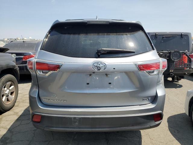 VIN 5TDKKRFH7FS056673 2015 Toyota Highlander, Xle no.6