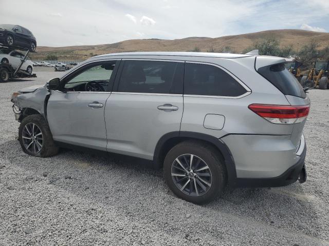 TOYOTA HIGHLANDER 2019 silver  gas 5TDJZRFH4KS597911 photo #3