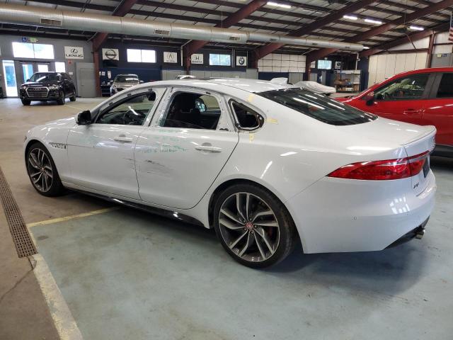 VIN SAJBG4BV0GCY00411 2016 Jaguar XF, S no.2