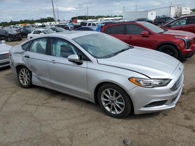 VIN 3FA6P0H77HR156836 2017 Ford Fusion, SE no.4