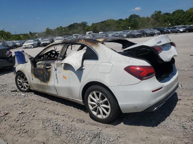 Vin: wdd3g4eb8kw021873, lot: 67147984, mercedes-benz a-class 220 20192