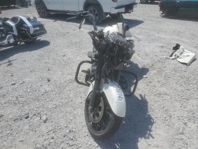 2018 HARLEY-DAVIDSON FLHXS STRE - 1HD1KRC19JB686759