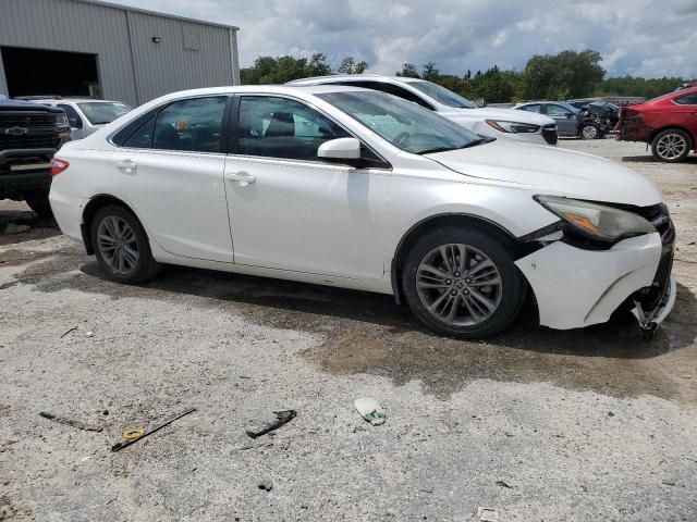 VIN 4T1BF1FK5FU937090 2015 Toyota Camry, LE no.4