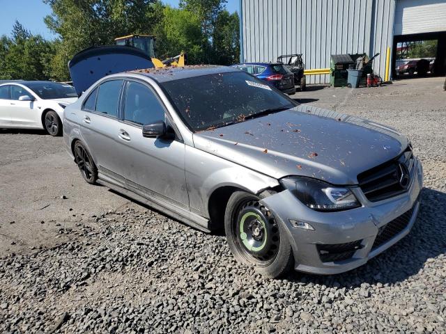 VIN WDDGF8AB4EA950252 2014 Mercedes-Benz C-Class, 3... no.4