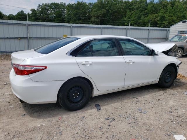 VIN 4T1BF1FK4GU584228 2016 Toyota Camry, LE no.3