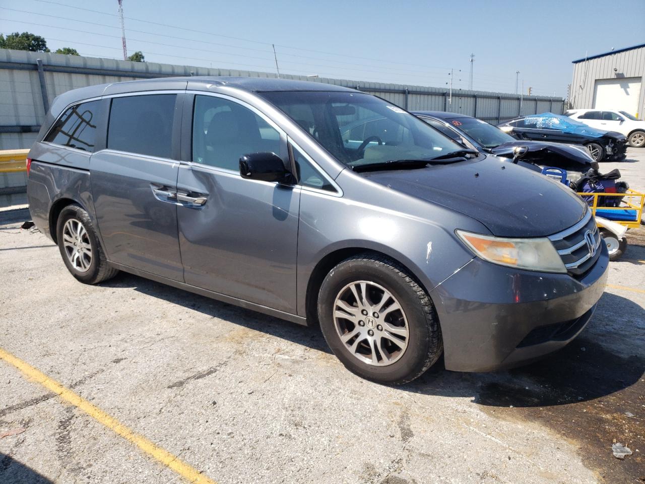 Lot #2843409521 2012 HONDA ODYSSEY EX