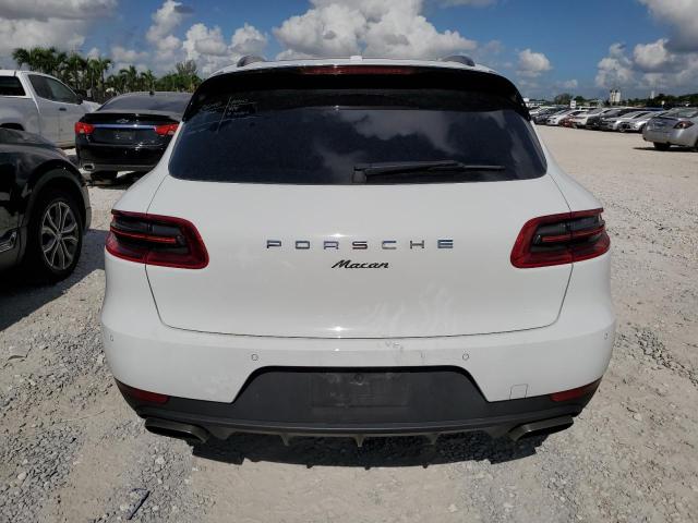 VIN WP1AA2A54JLB11950 2018 Porsche Macan no.6