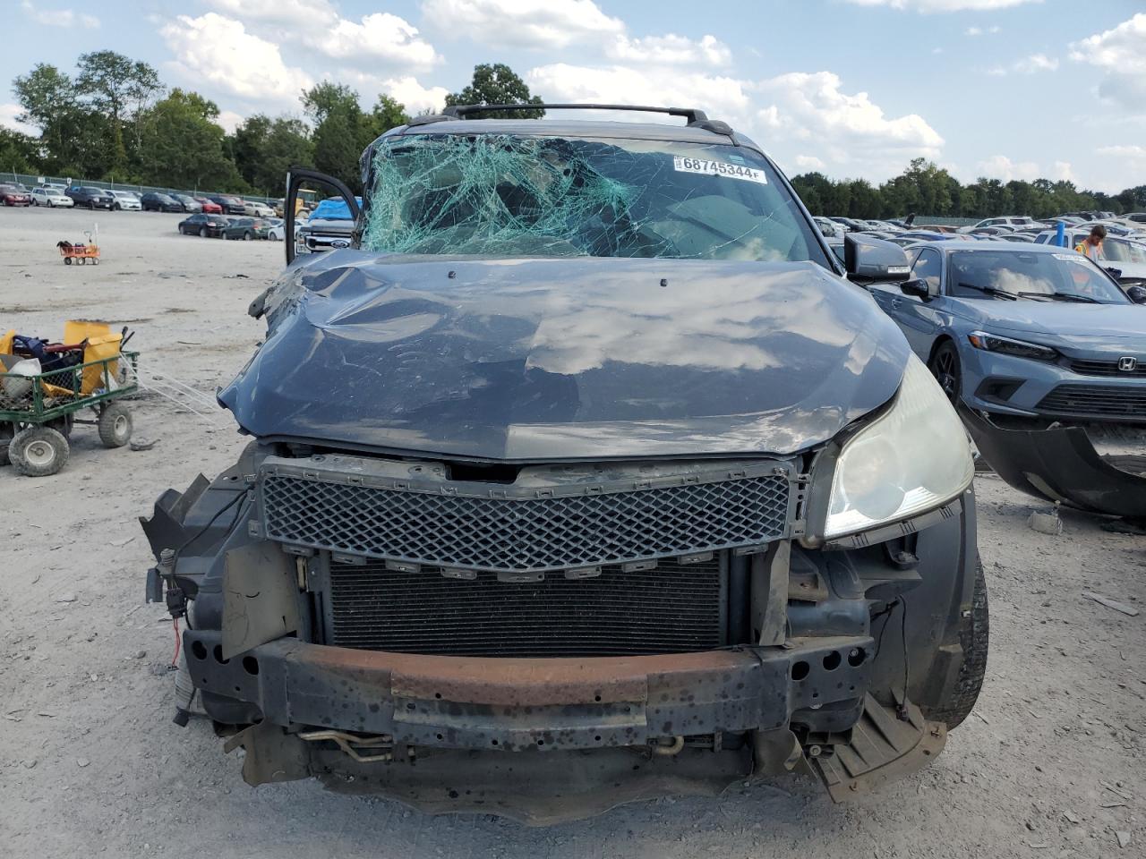 Lot #2823936044 2011 CHEVROLET TRAVERSE L