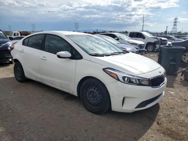 VIN 3KPFK4A75HE155850 2017 KIA Forte, LX no.4