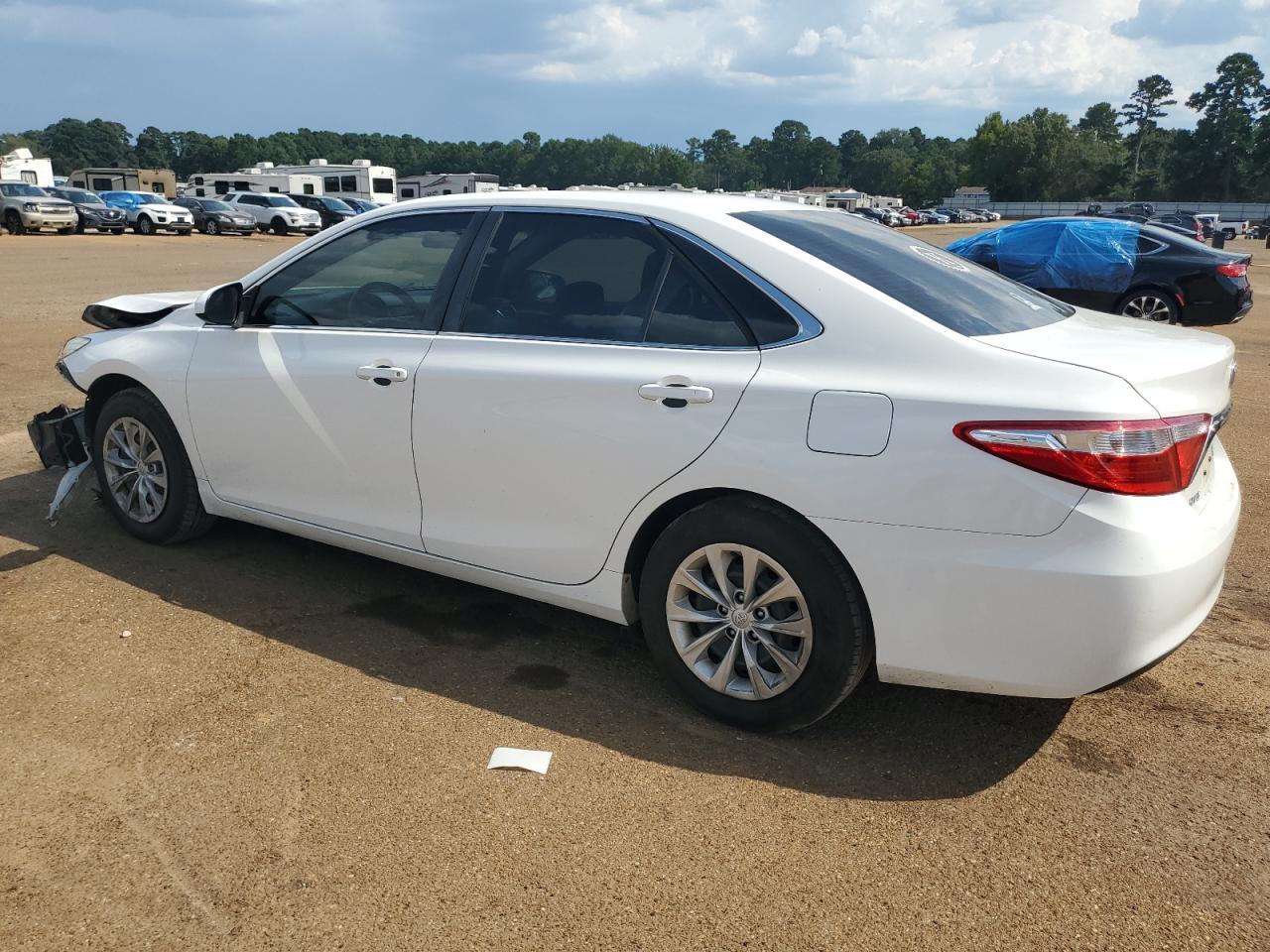 2015 Toyota CAMRY, LE