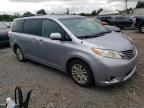 TOYOTA SIENNA XLE снимка