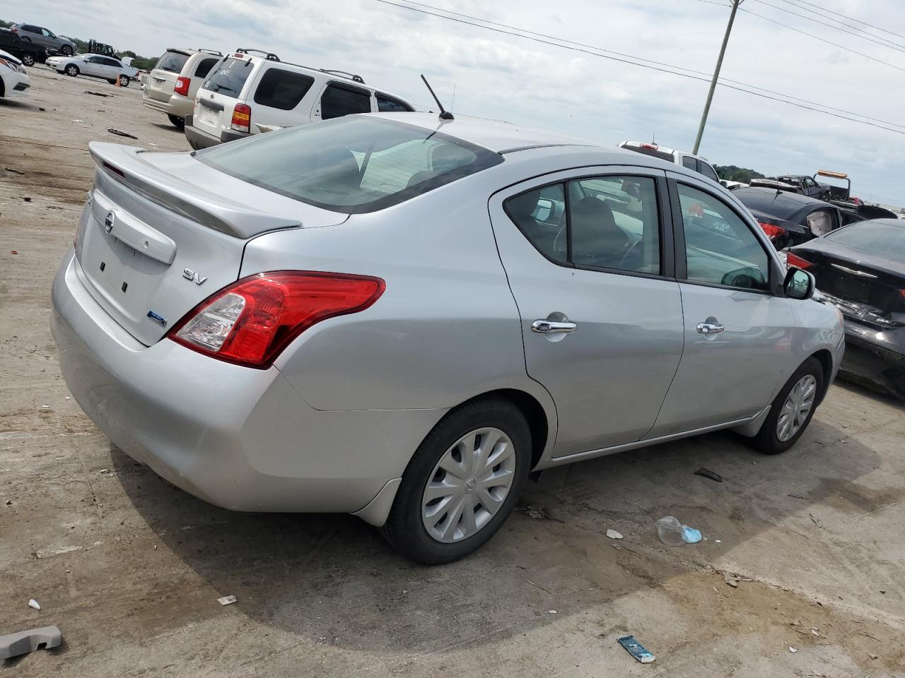 Lot #2773992506 2013 NISSAN VERSA S