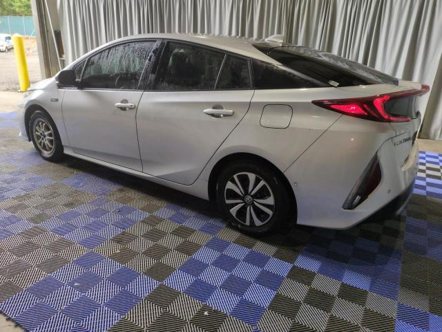 VIN JTDKARFP0H3001397 2017 Toyota Prius no.2