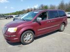 CHRYSLER TOWN & COU photo