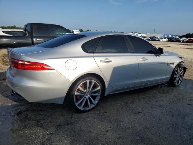 VIN SAJBG4BV2HCY27188 2017 Jaguar XF, S no.3