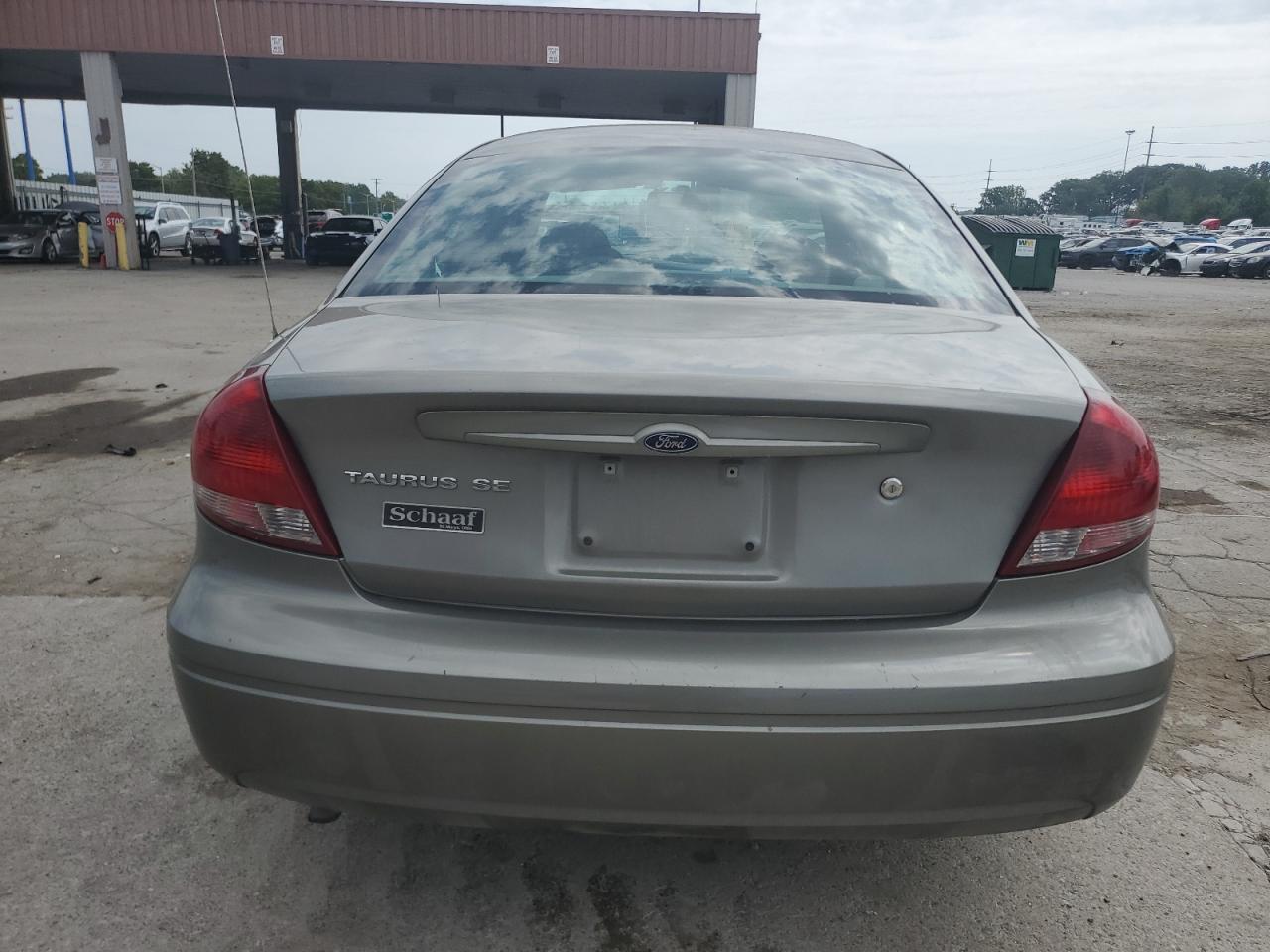 Lot #2845871240 2004 FORD TAURUS SE