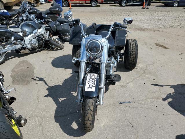 2015 HARLEY-DAVIDSON FLRT FREE 1HD1MCM18FB852413