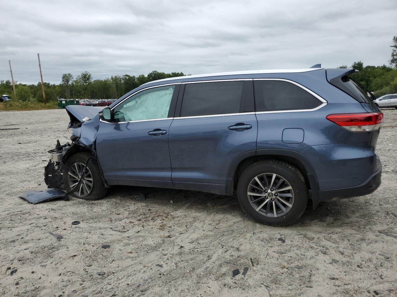 Lot #2854546661 2018 TOYOTA HIGHLANDER