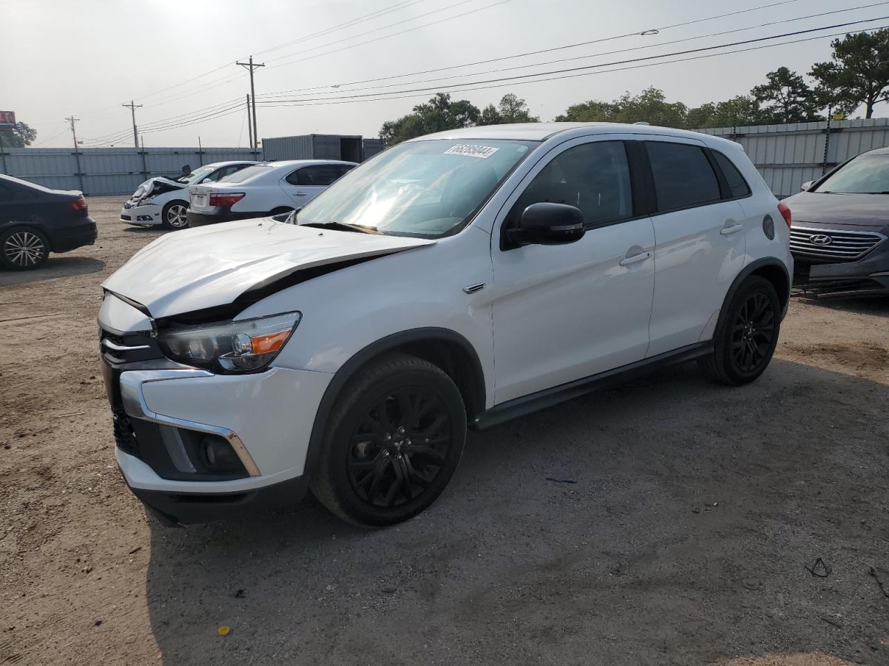 Mitsubishi Outlander Sport 2018 Medium