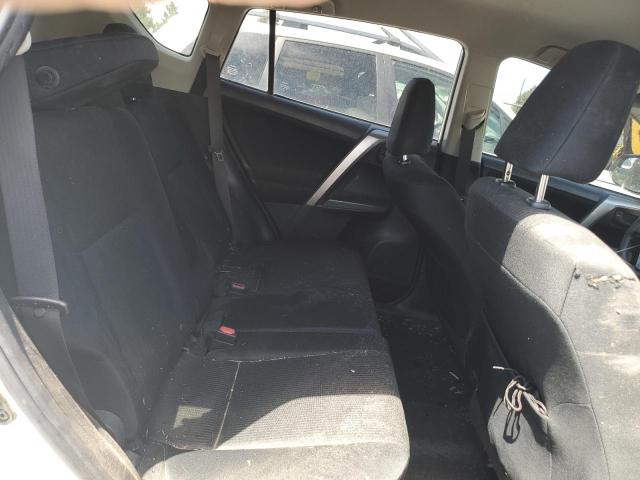 2018 TOYOTA RAV4 LE - JTMBFREV3JJ733008