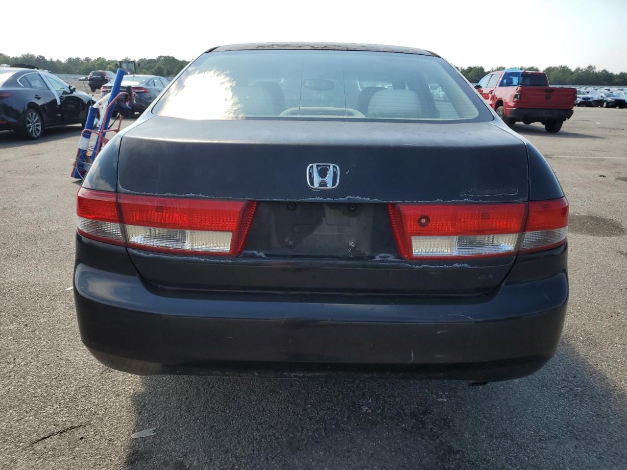 Lot #3025948001 2004 HONDA ACCORD