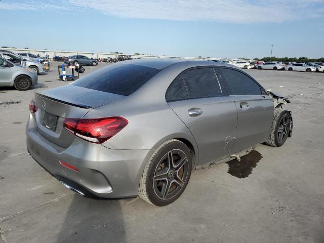 VIN WDD3G4EB8KW023459 2019 MERCEDES-BENZ A-CLASS no.3