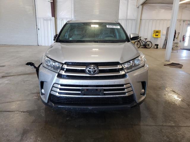 VIN 5TDDZRFH7HS367382 2017 Toyota Highlander, Limited no.5