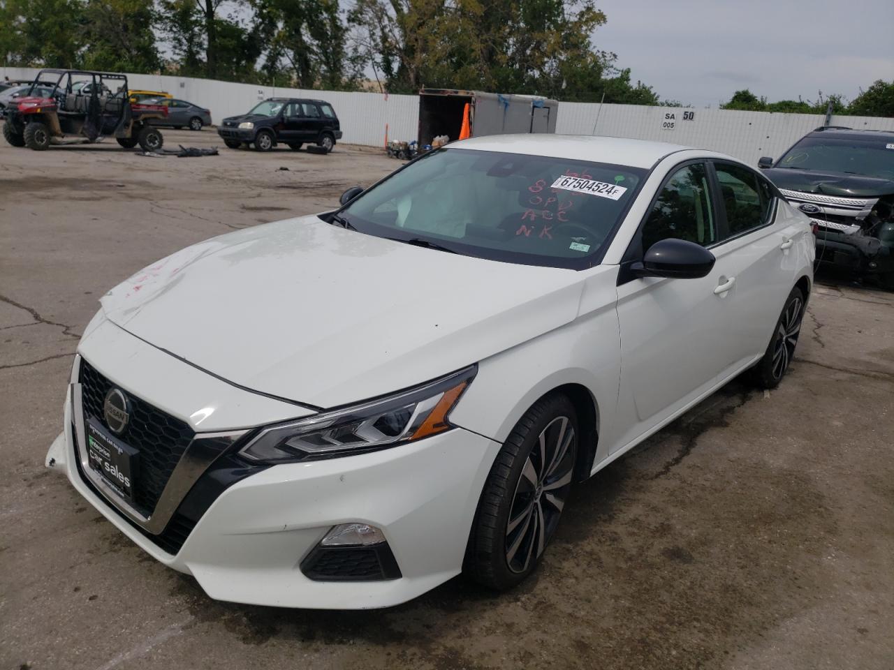 NISSAN ALTIMA SR