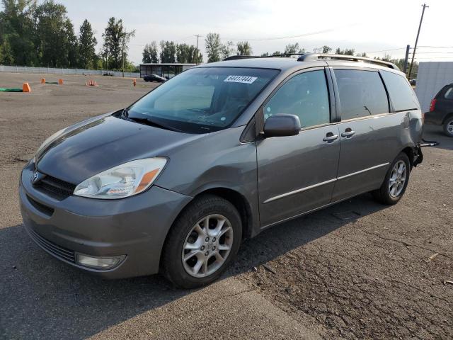 TOYOTA SIENNA XLE