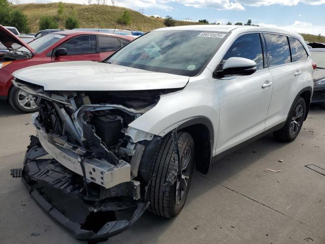 VIN 5TDBZRFH8KS731002 2019 Toyota Highlander, LE no.1