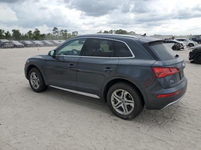 VIN WA1ANAFYXK2086055 2019 Audi Q5, Premium no.2