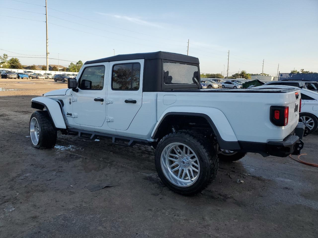 JEEP GLADIATOR SPORT