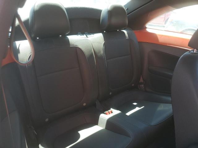 2016 VOLKSWAGEN BEETLE SE 3VWJ17AT2GM632246
