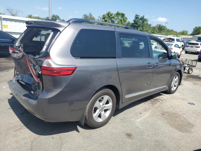 VIN 5TDKZ3DC5JS923674 2018 Toyota Sienna, LE no.3