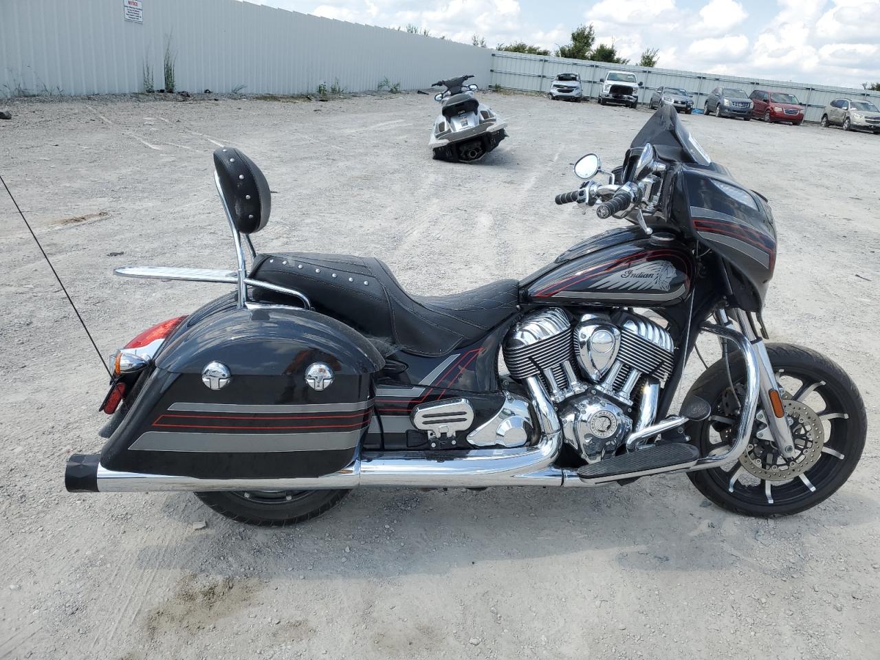 Lot #2989300075 2018 INDIAN MOTORCYCLE CO. CHIEFTAIN