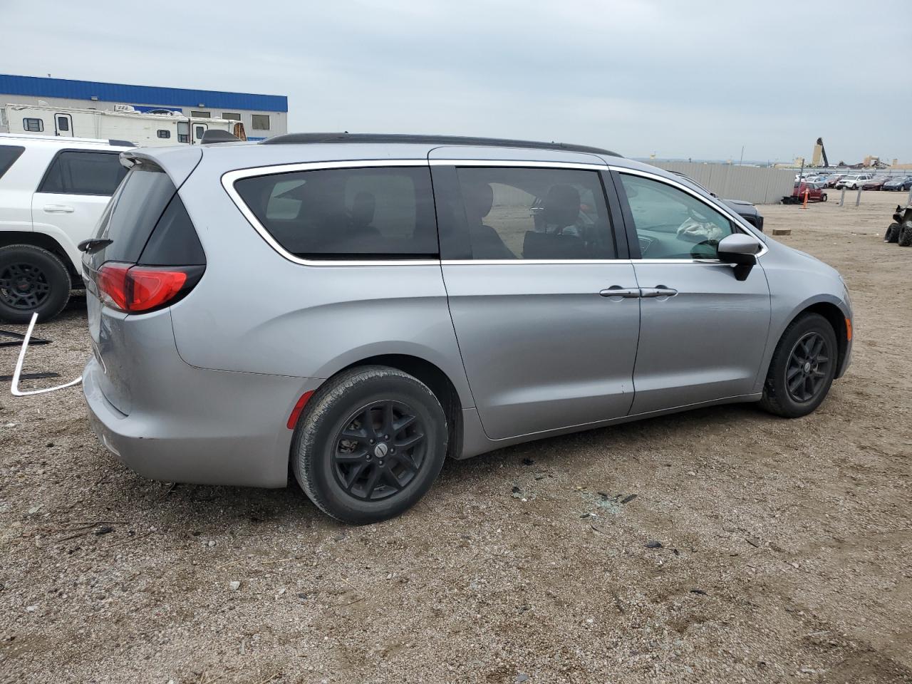 Lot #2945585161 2021 CHRYSLER VOYAGER LX